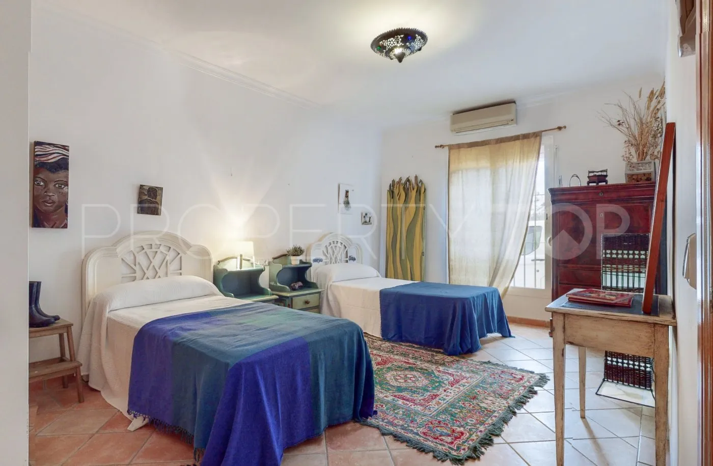 For sale villa in San Martin del Tesorillo