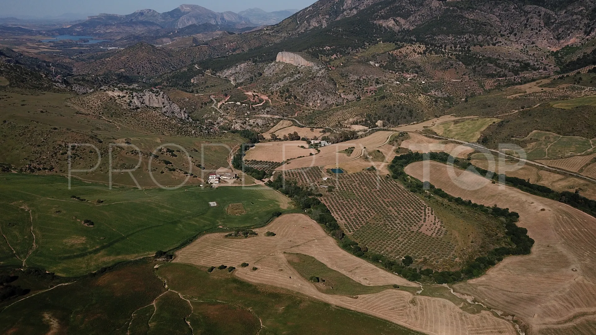 Ardales, parcela a la venta