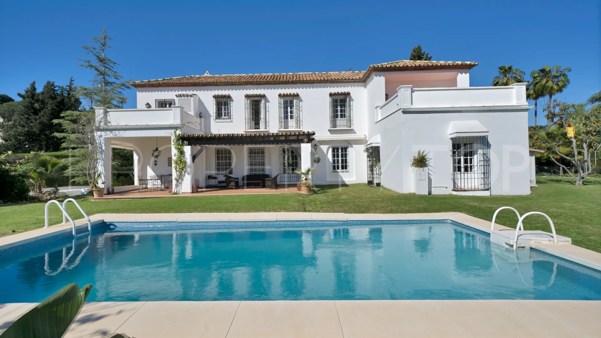 Las Brisas, villa en venta con 6 dormitorios