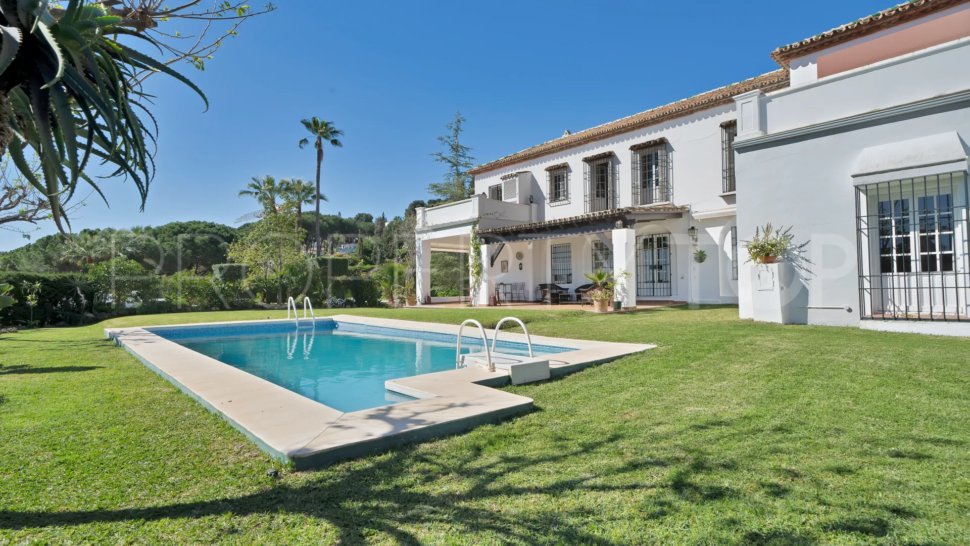 Las Brisas, villa en venta con 6 dormitorios