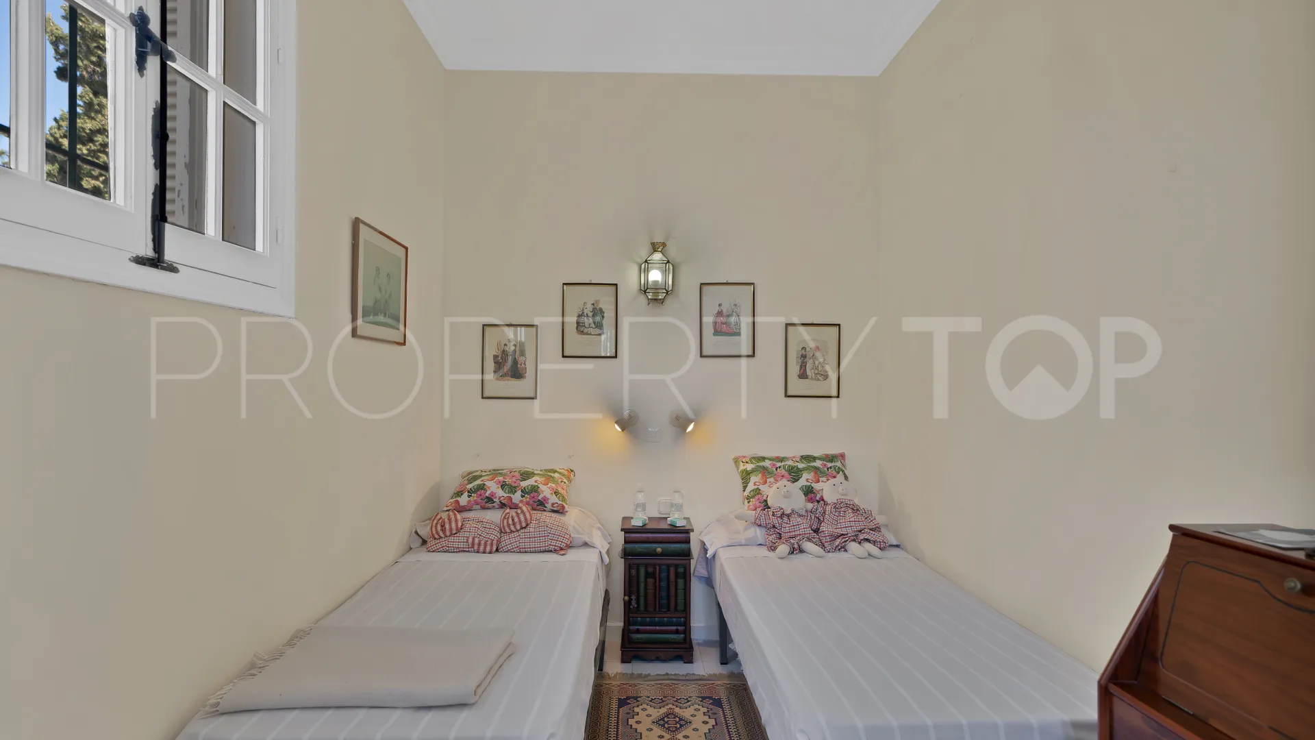 Las Brisas, villa en venta con 6 dormitorios