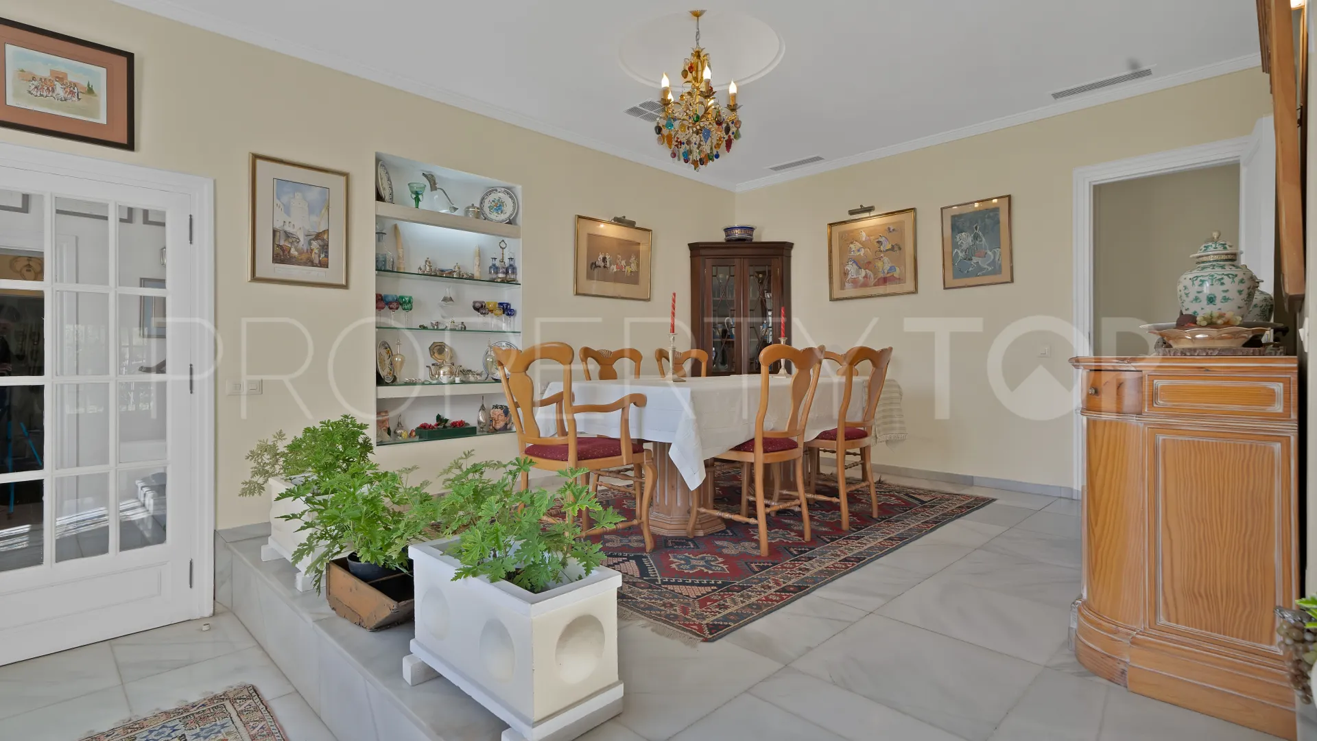 Las Brisas, villa en venta con 6 dormitorios