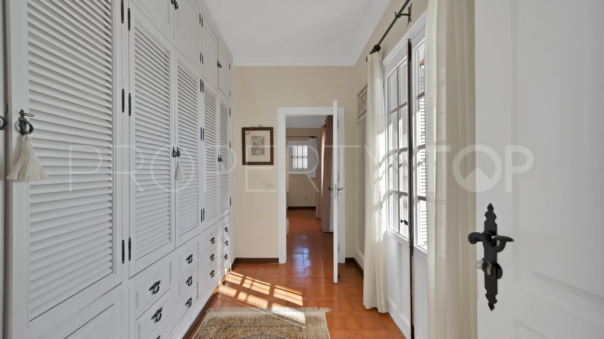 Las Brisas, villa en venta con 6 dormitorios