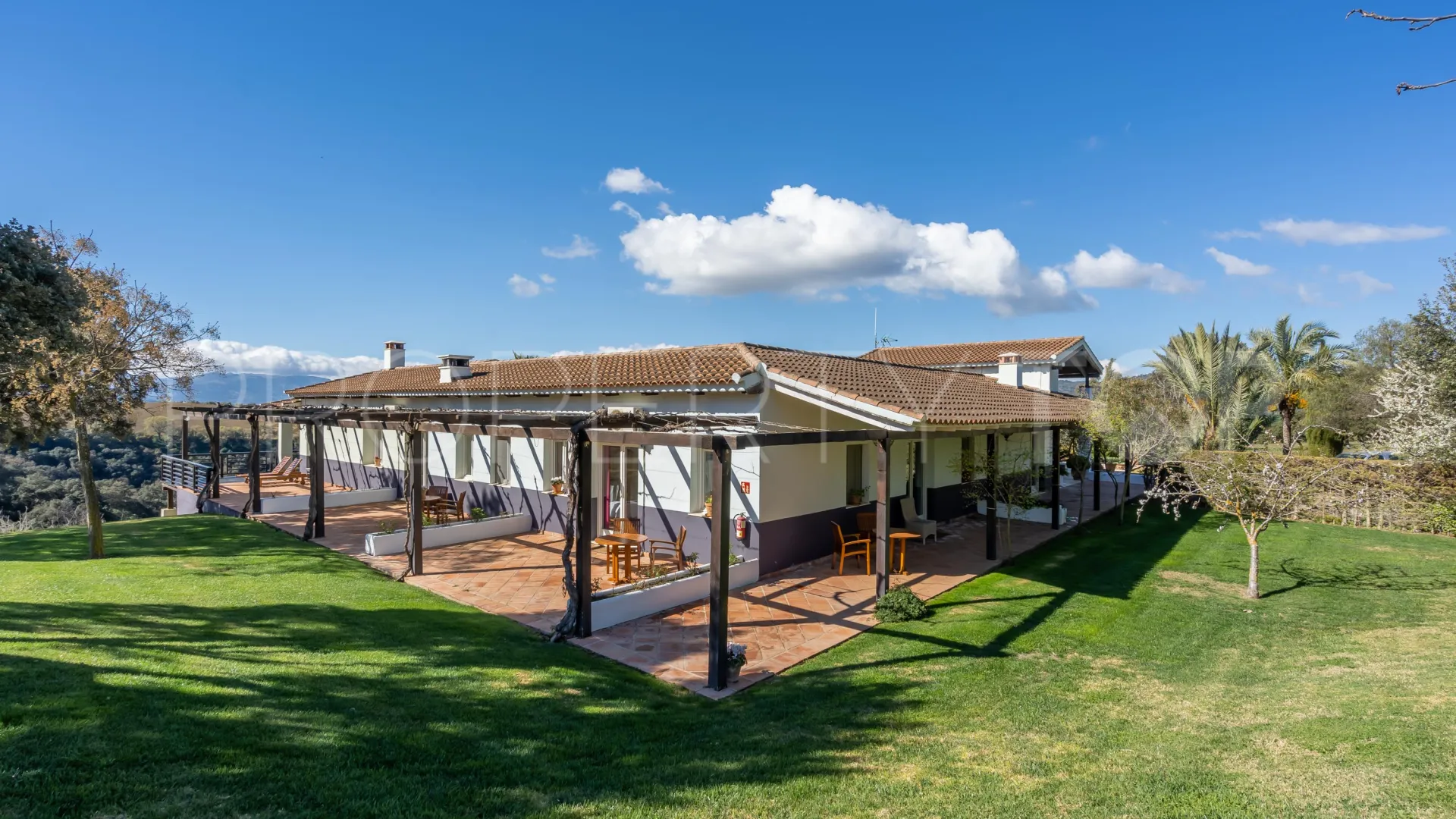 Comprar hotel en Ronda