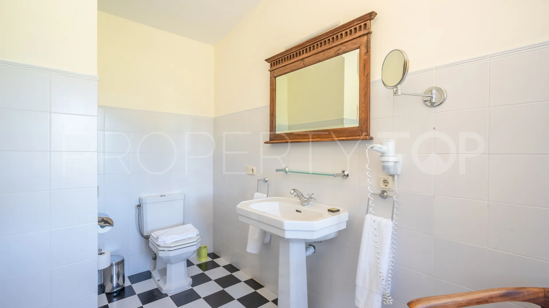 Comprar hotel en Ronda