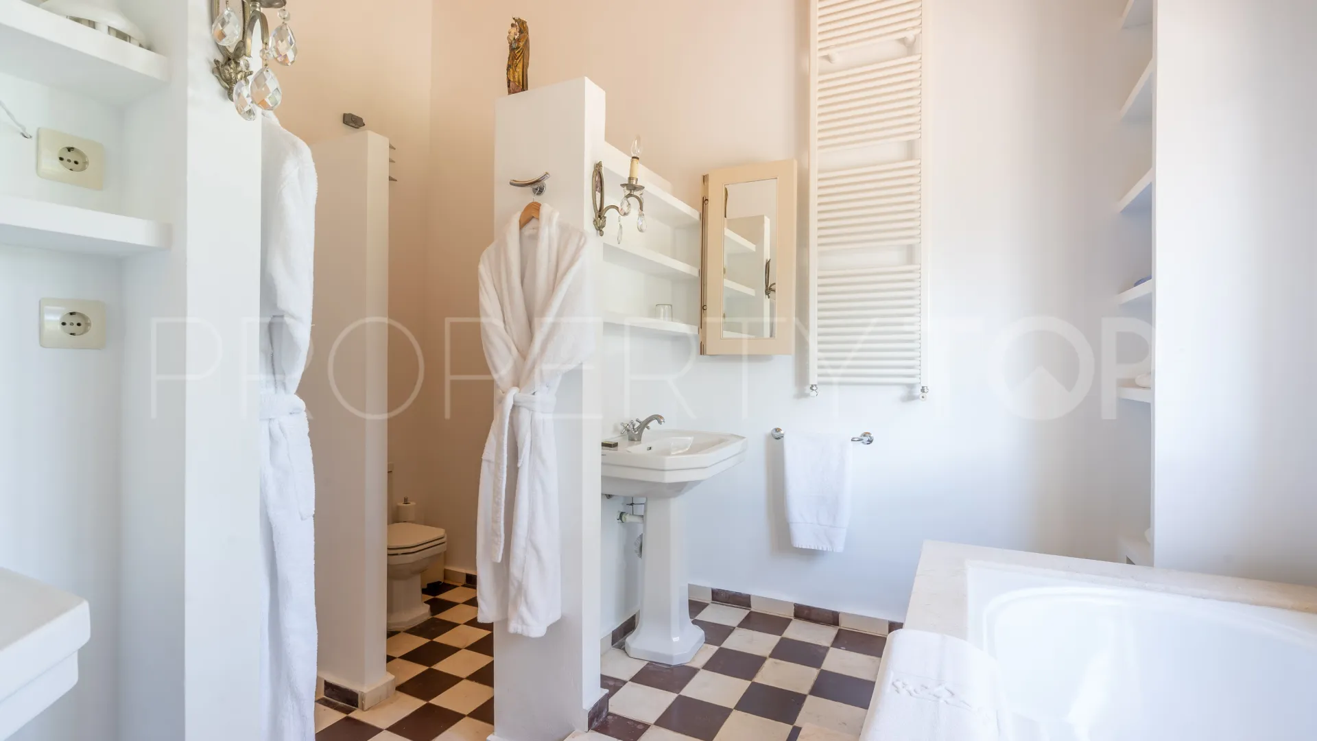 Comprar hotel en Ronda