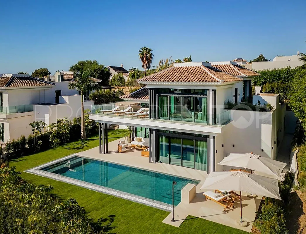 Villa for sale in Lomas del Virrey with 4 bedrooms