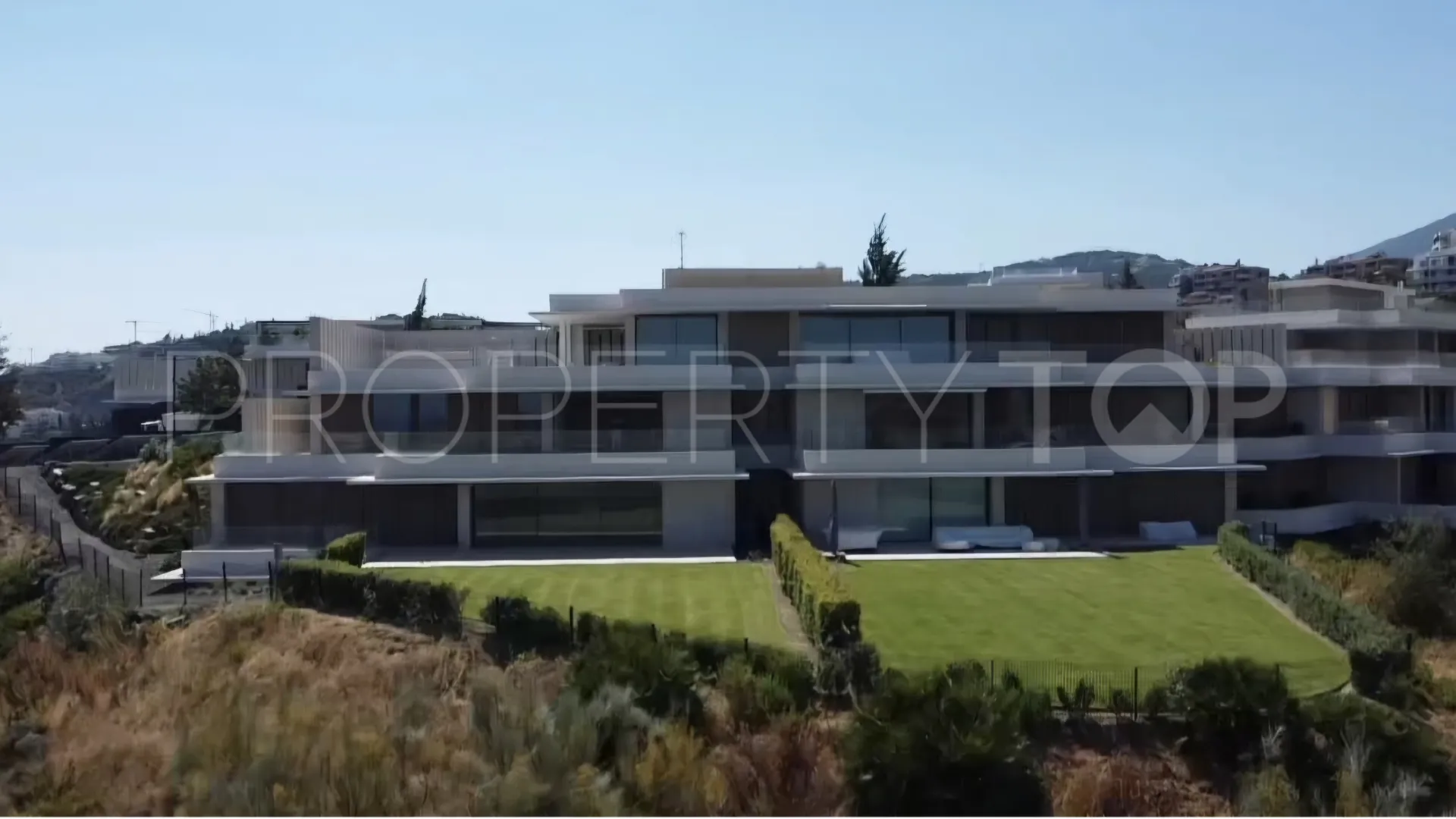 Apartment for sale in Marbella with 3 bedrooms