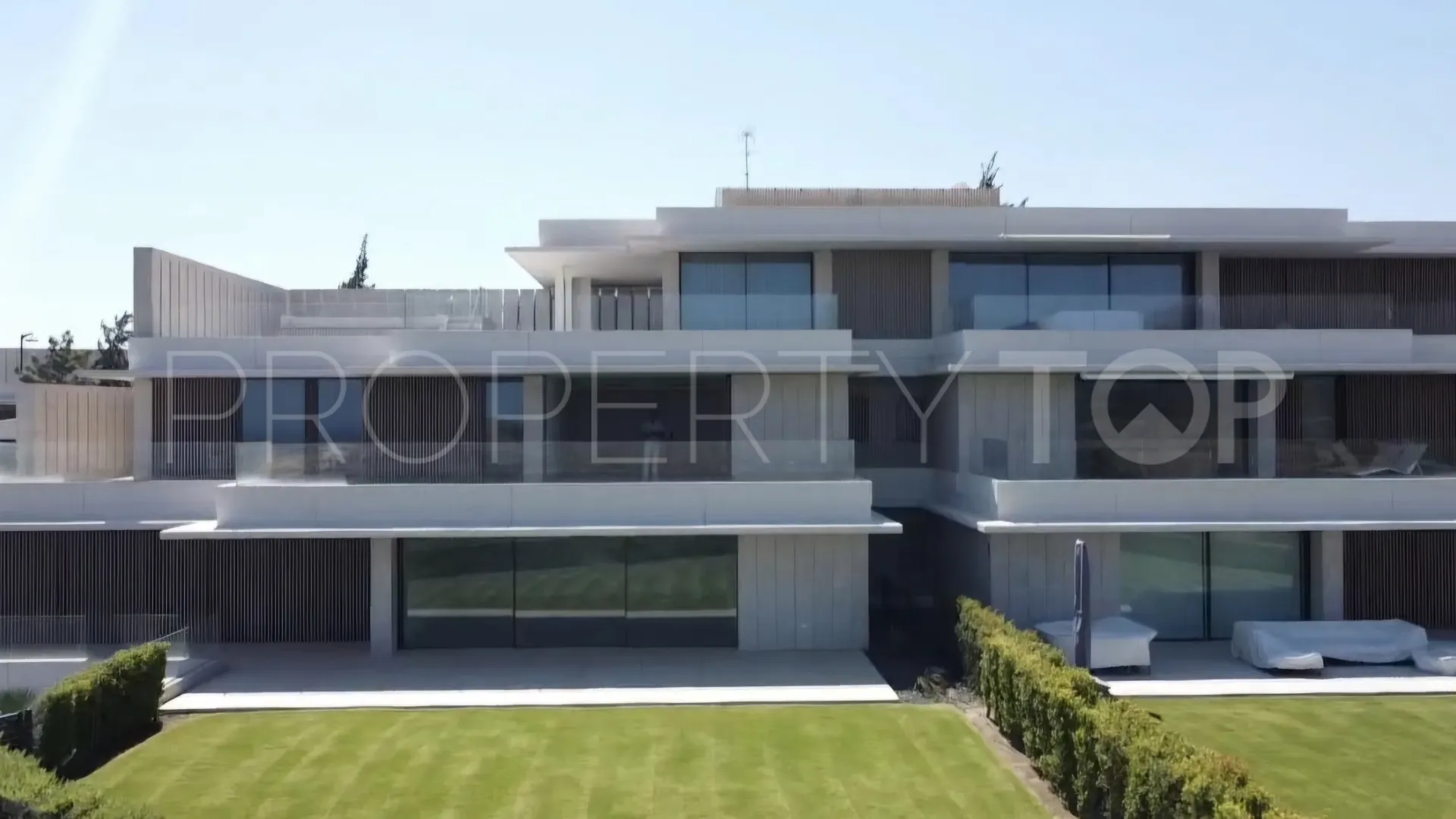 Apartment for sale in Marbella with 3 bedrooms
