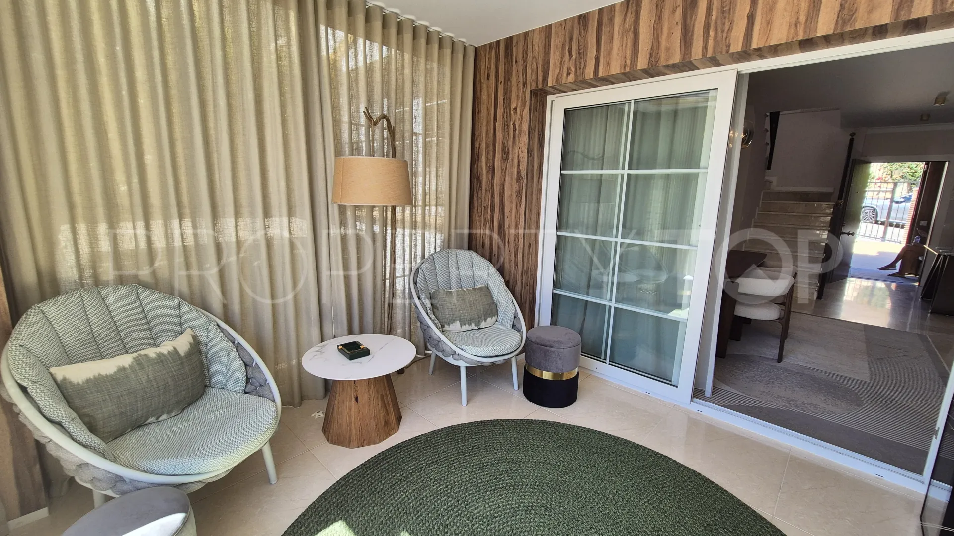 For sale 4 bedrooms house in Riviera del Sol