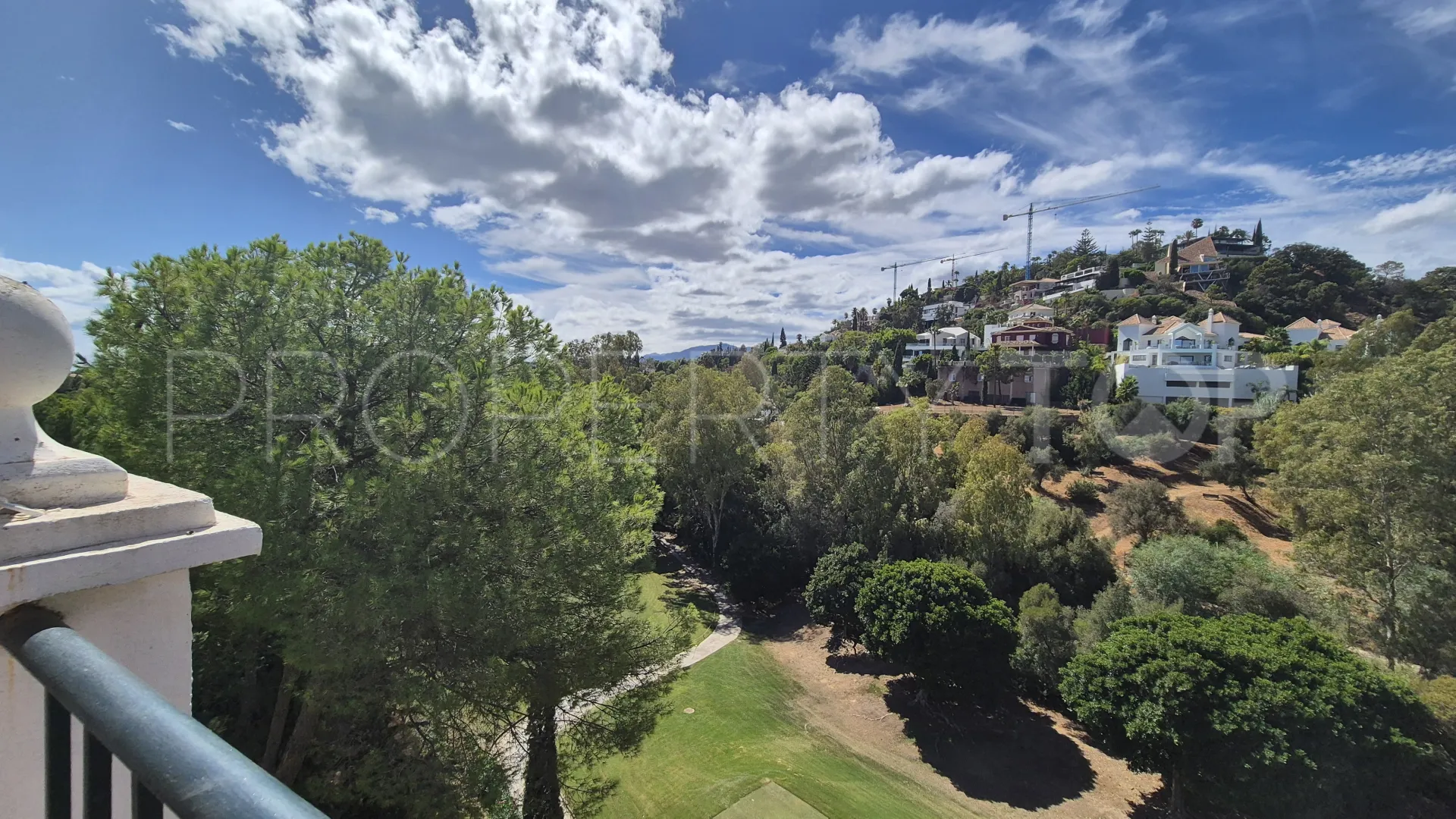La Quinta Golf, adosado de 5 dormitorios a la venta
