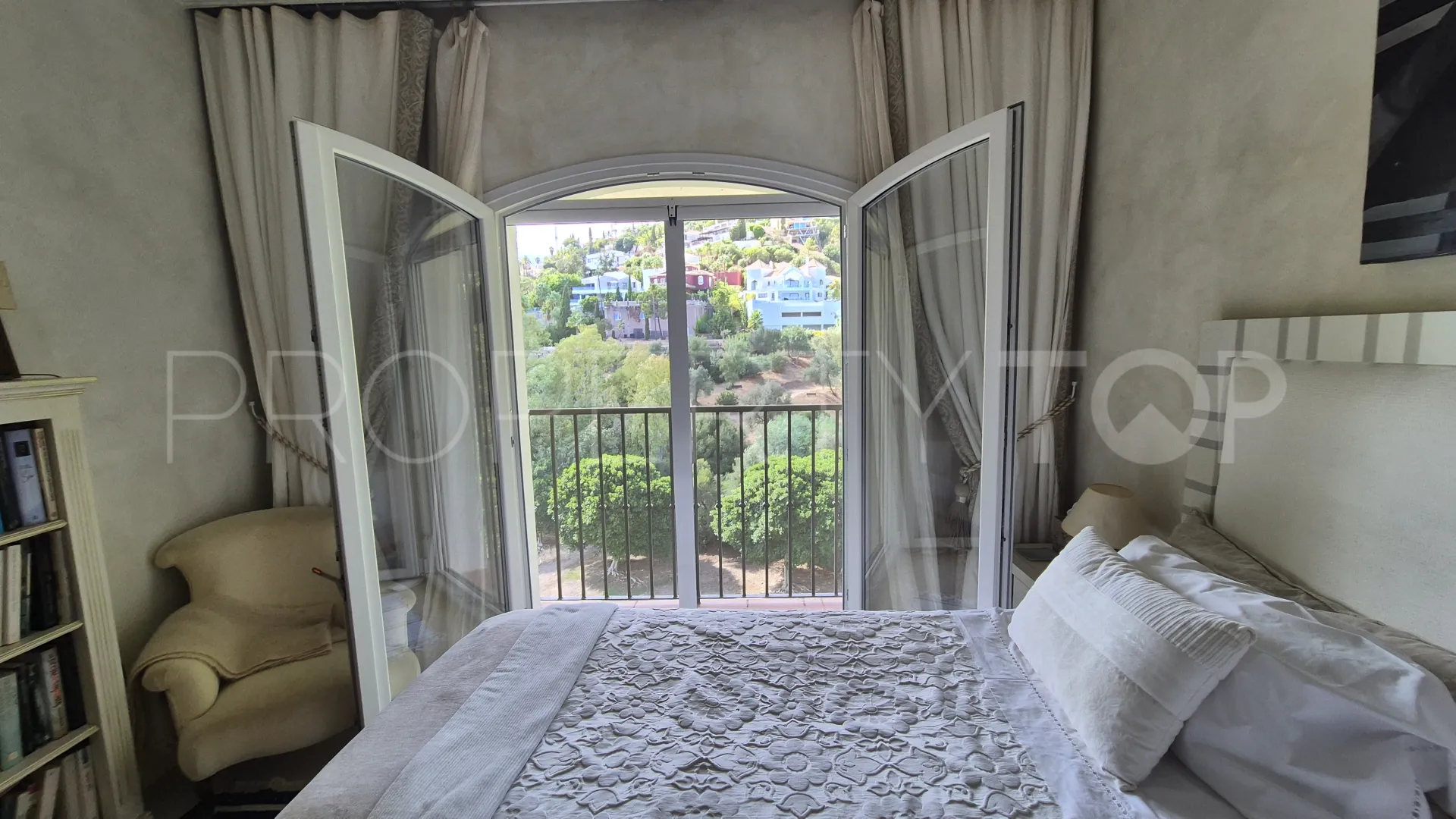 La Quinta Golf, adosado de 5 dormitorios a la venta