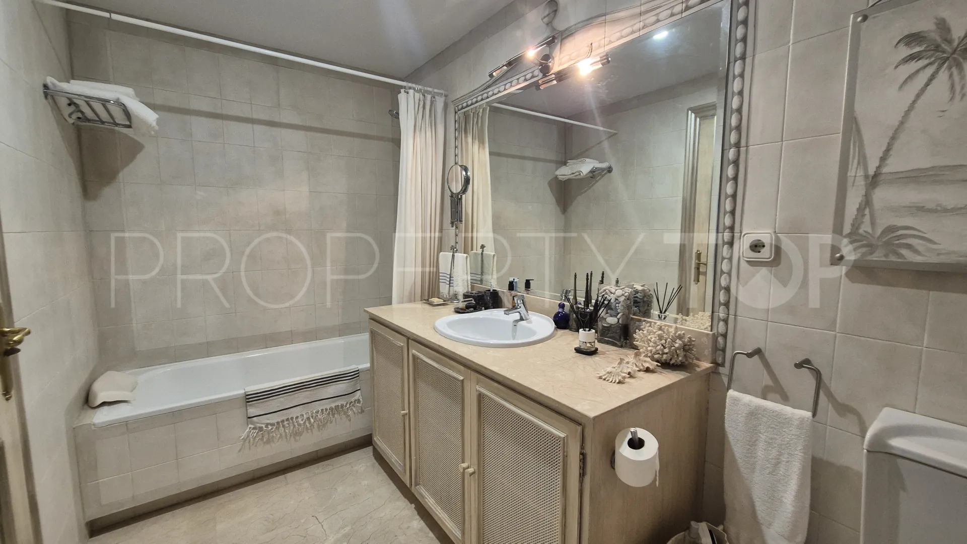 La Quinta Golf, adosado de 5 dormitorios a la venta