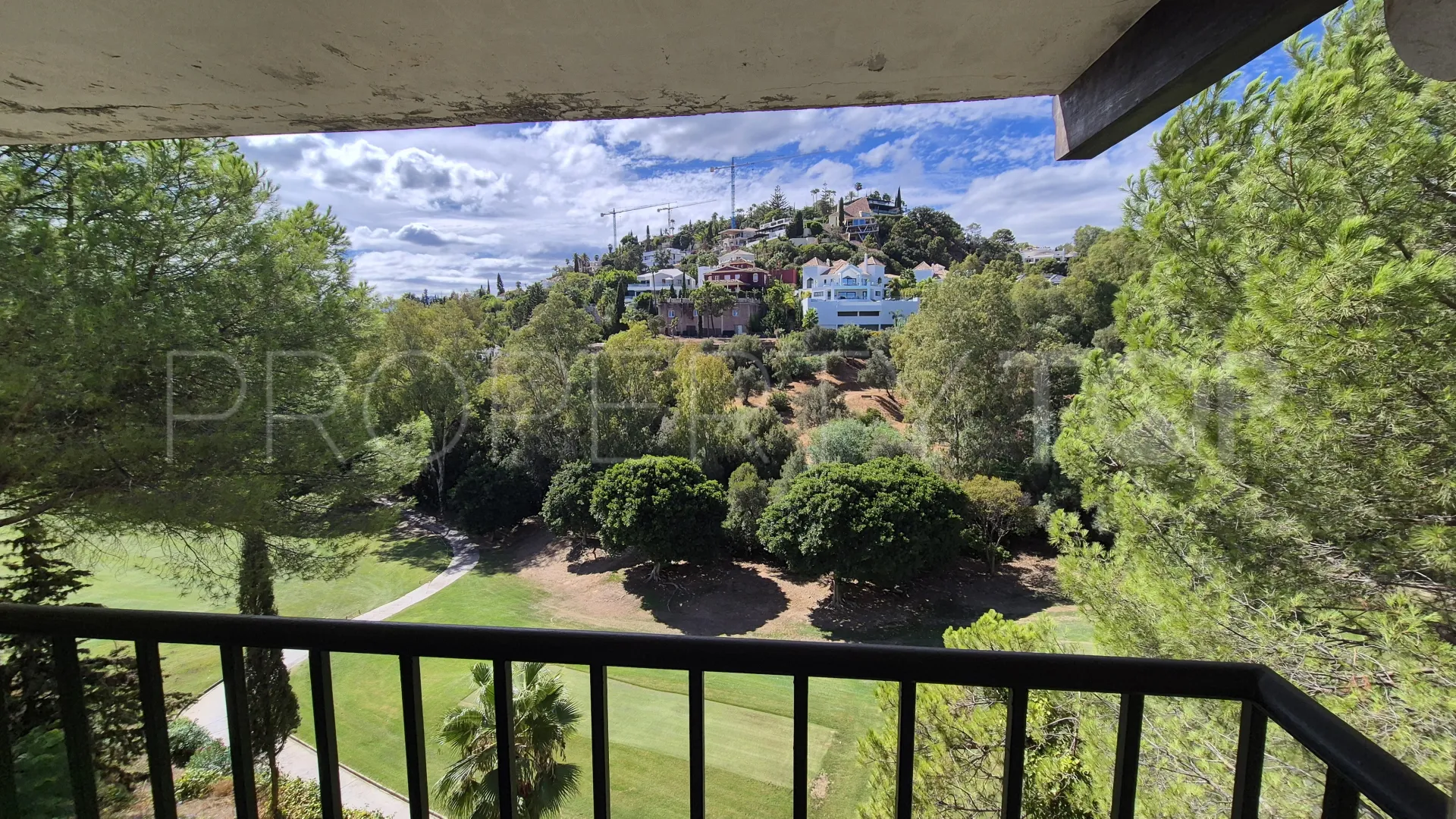 La Quinta Golf, adosado de 5 dormitorios a la venta