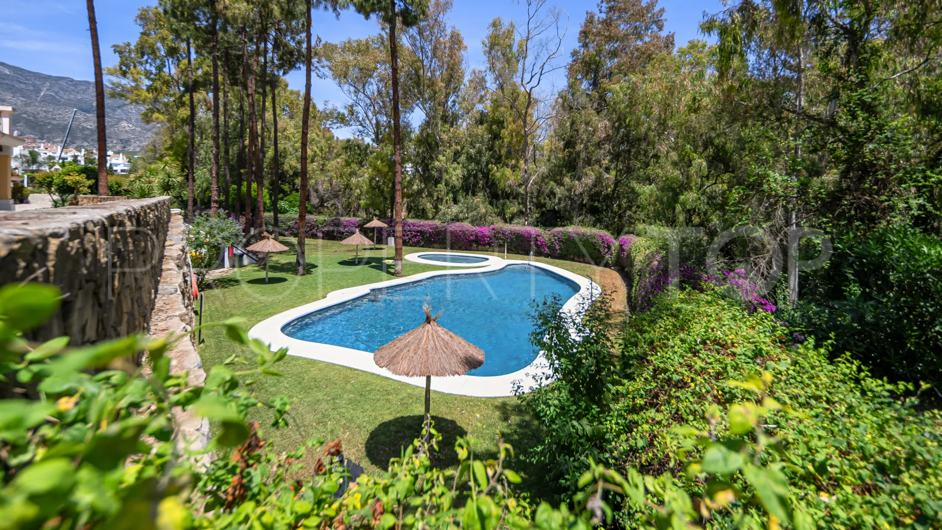 Town house for sale in Solana de Nagüeles