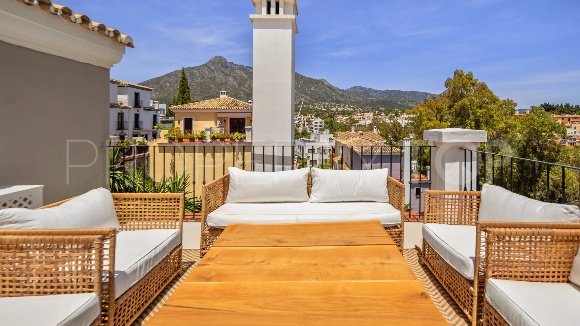 Town house for sale in Solana de Nagüeles