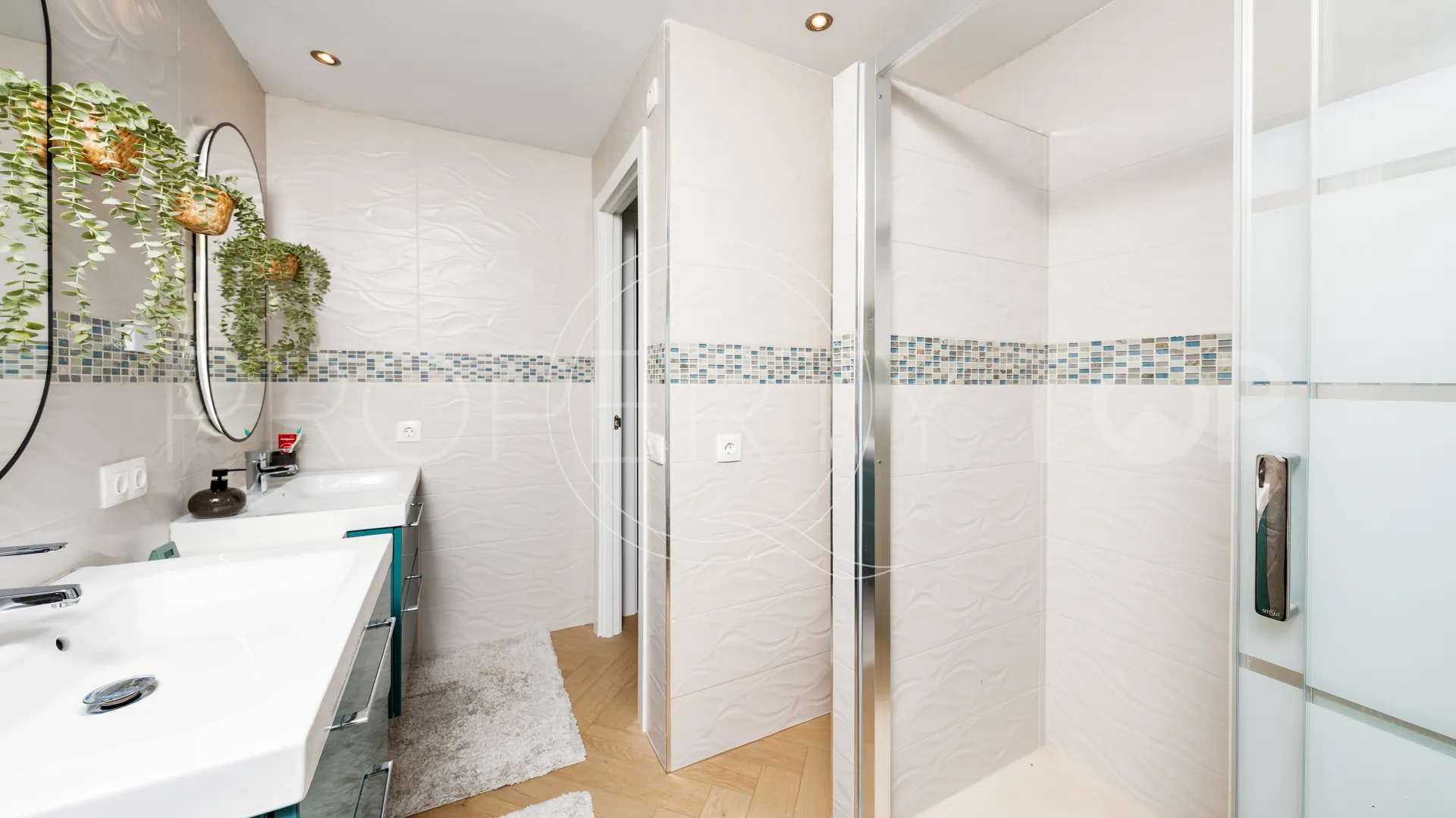 For sale Bel Air semi detached house