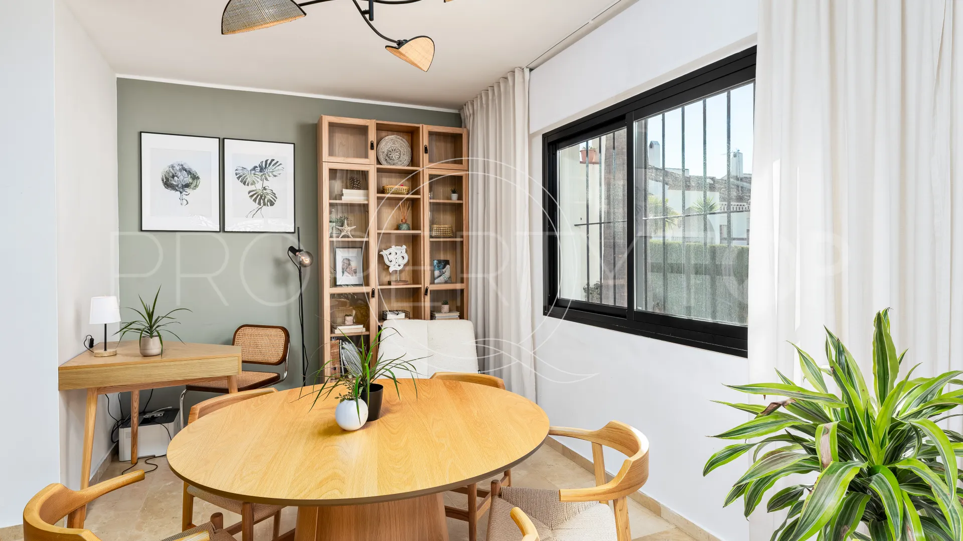 For sale Bel Air semi detached house