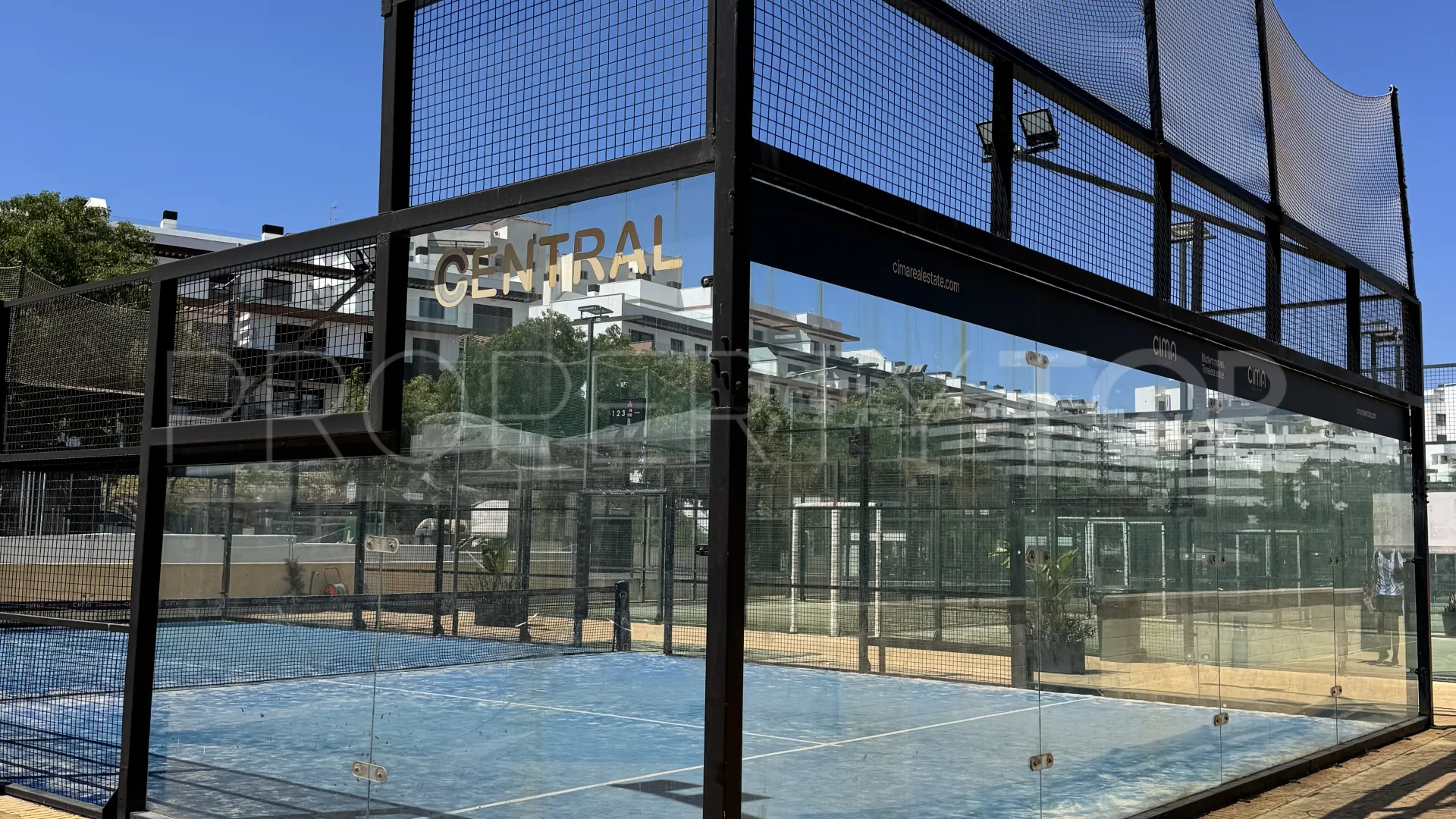 For sale Estepona Town ground floor apartment with 2 bedrooms
