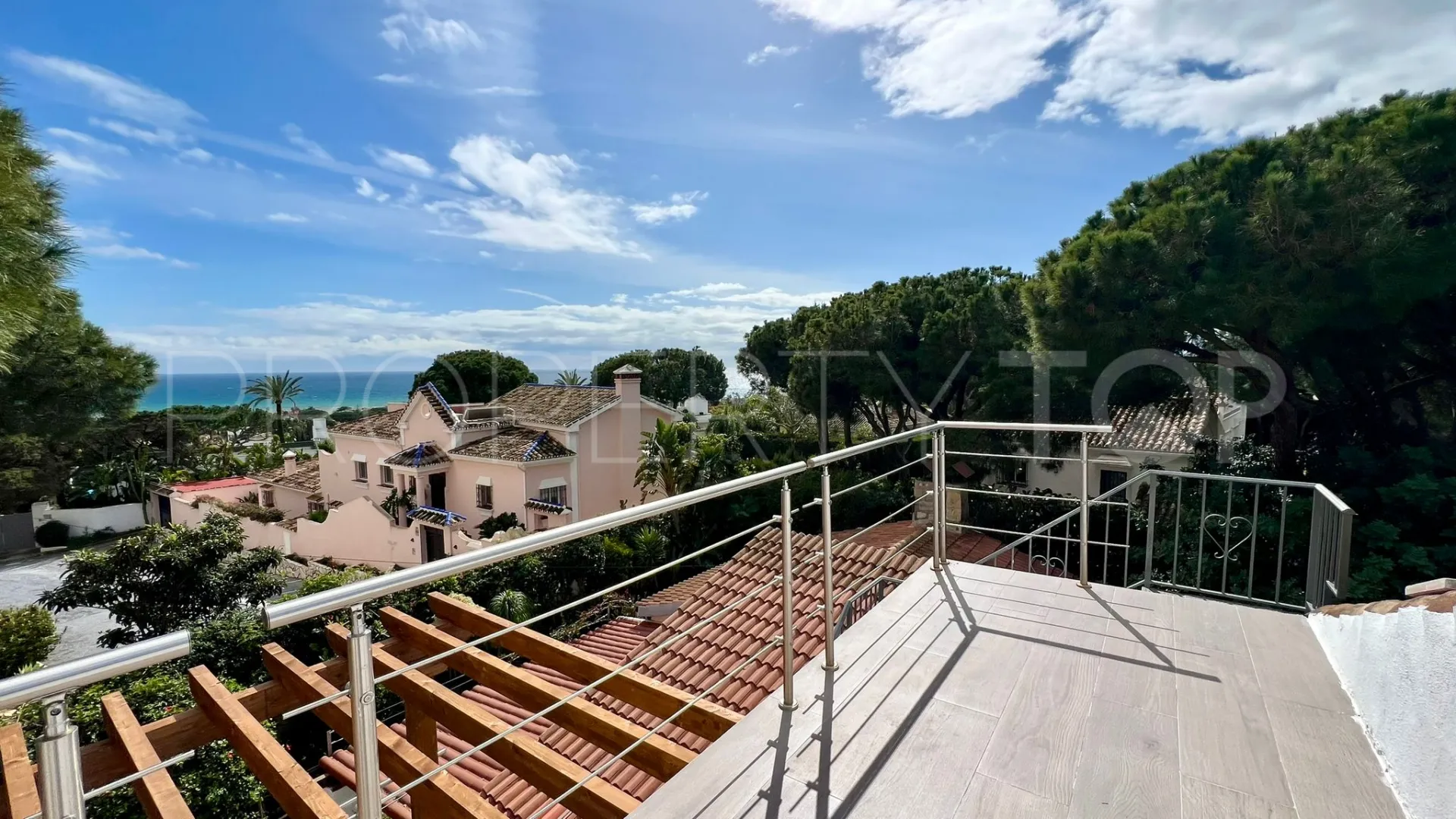 Marbesa 4 bedrooms house for sale