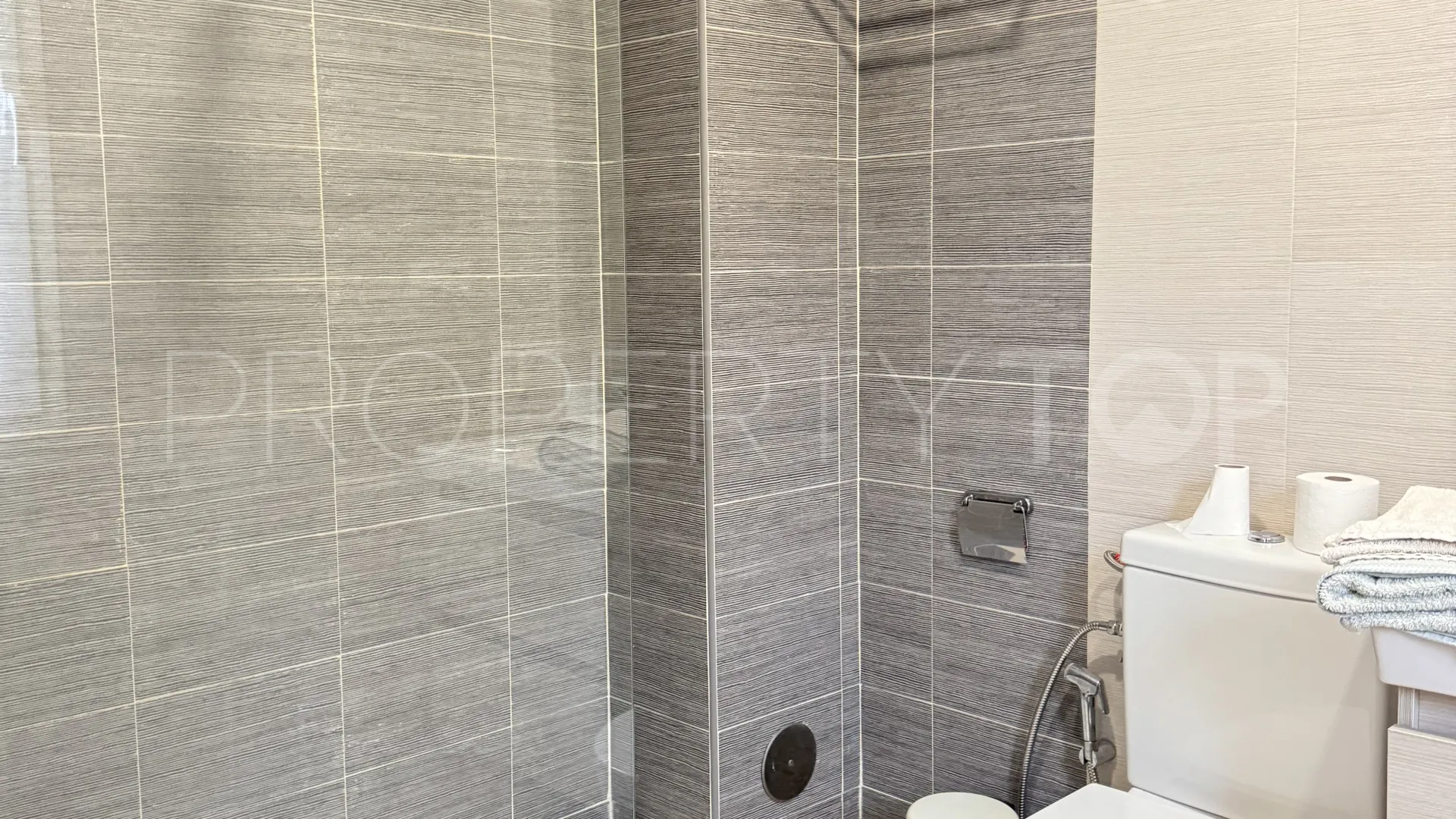 Apartamento planta baja con 2 dormitorios en venta en Nueva Andalucia