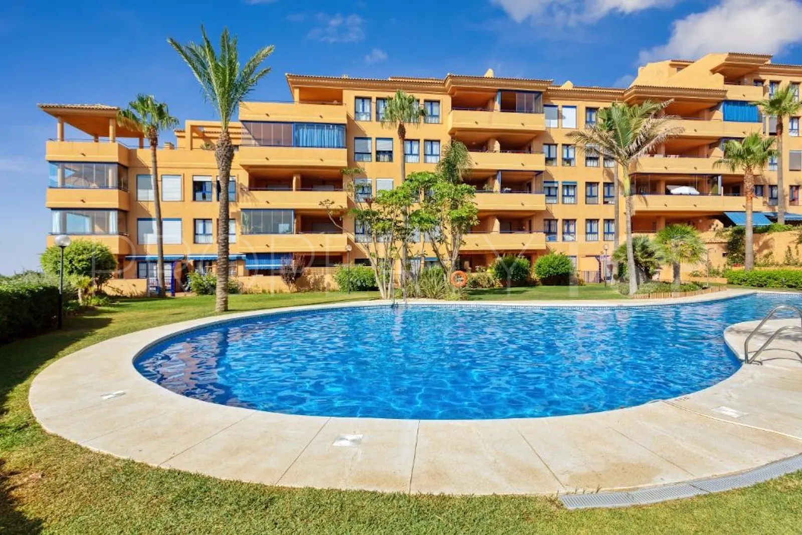 Se vende apartamento en Manilva de 2 dormitorios