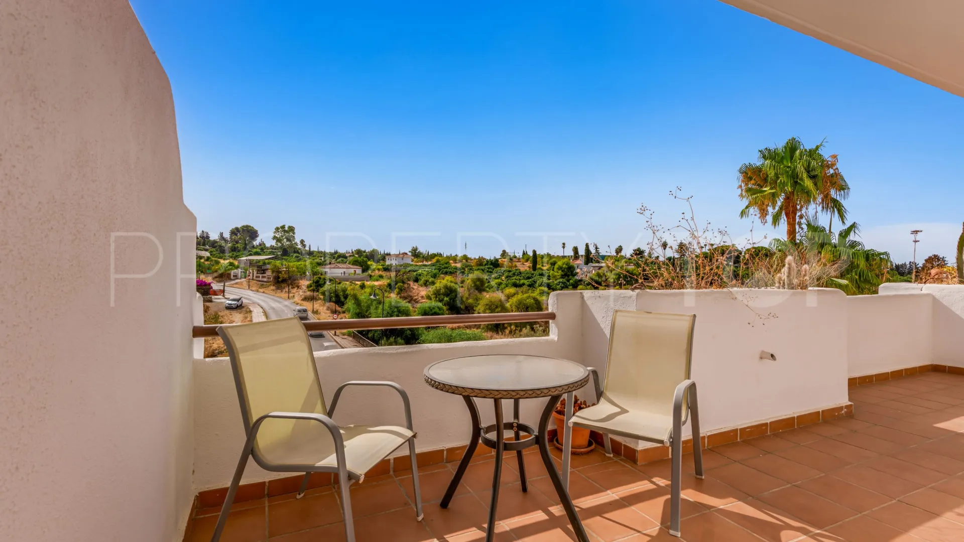 Buy 3 bedrooms duplex penthouse in Selwo