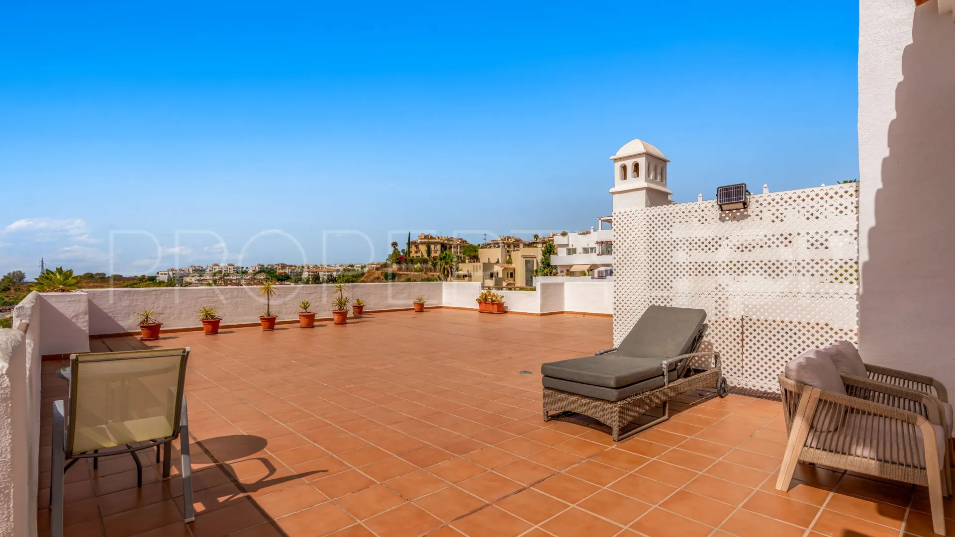 Buy 3 bedrooms duplex penthouse in Selwo