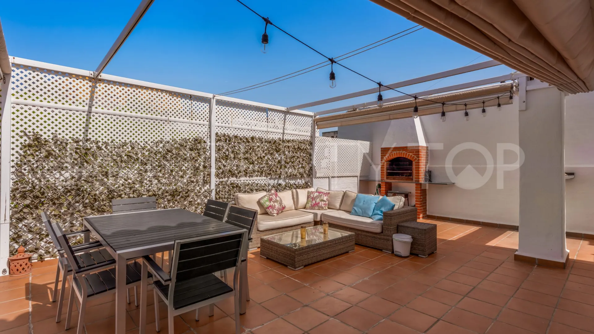 Buy 3 bedrooms duplex penthouse in Selwo
