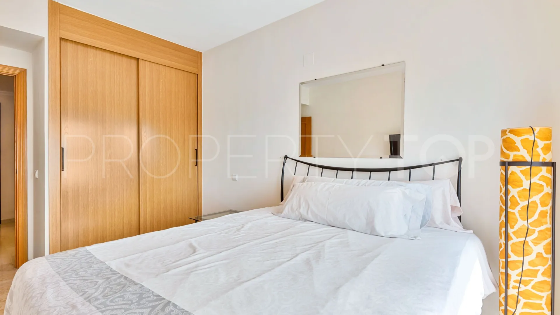 Buy 3 bedrooms duplex penthouse in Selwo