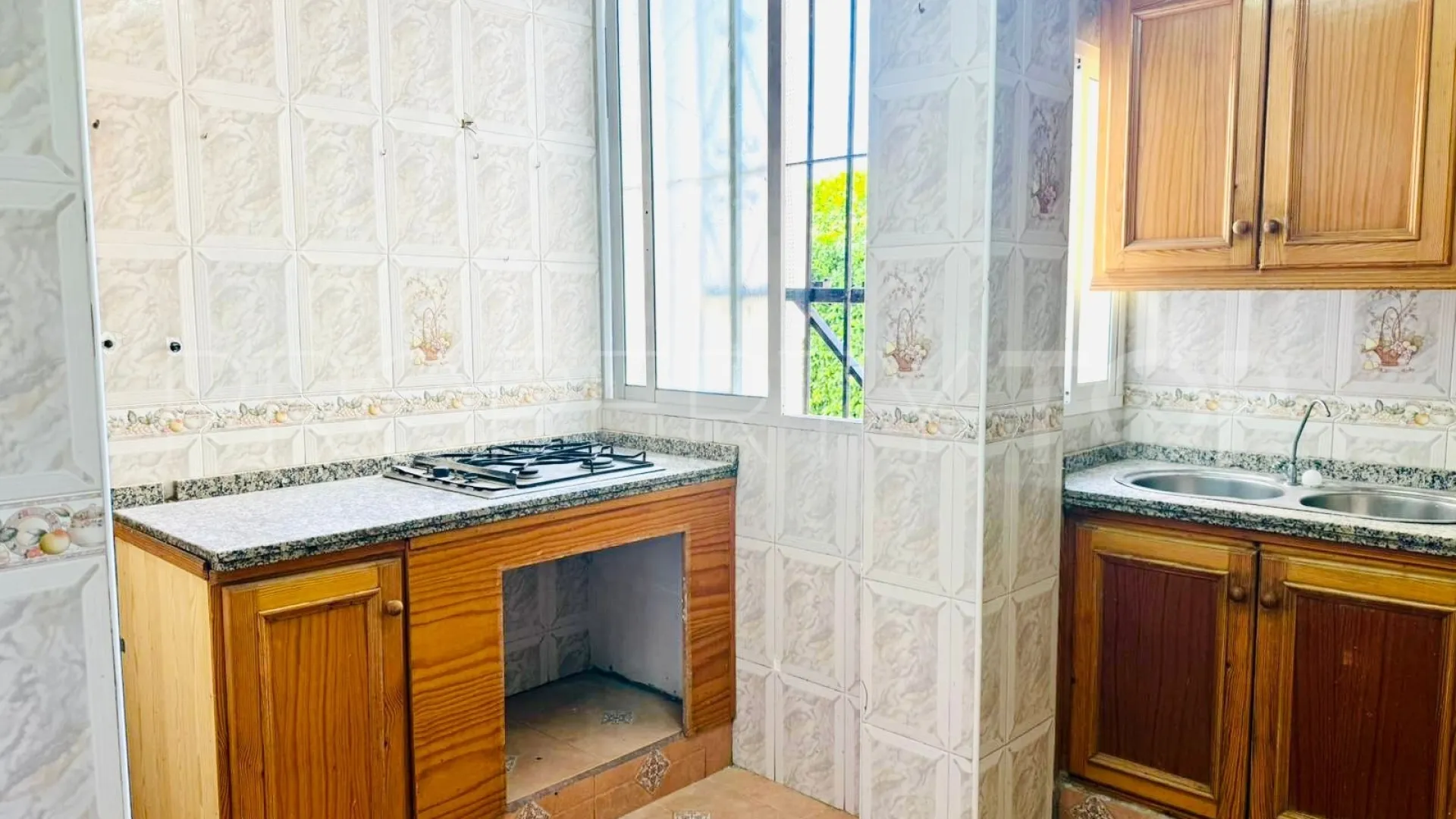 For sale apartment with 3 bedrooms in Estepona Centre