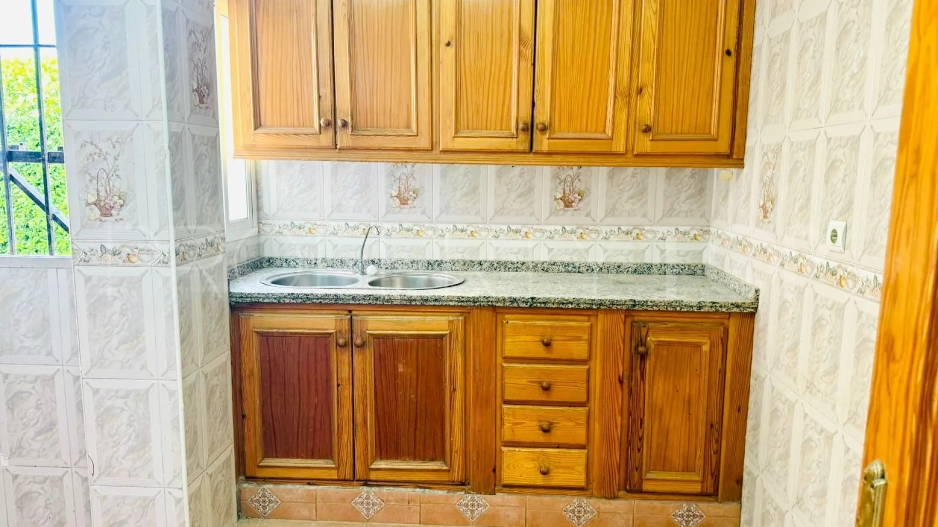For sale apartment with 3 bedrooms in Estepona Centre