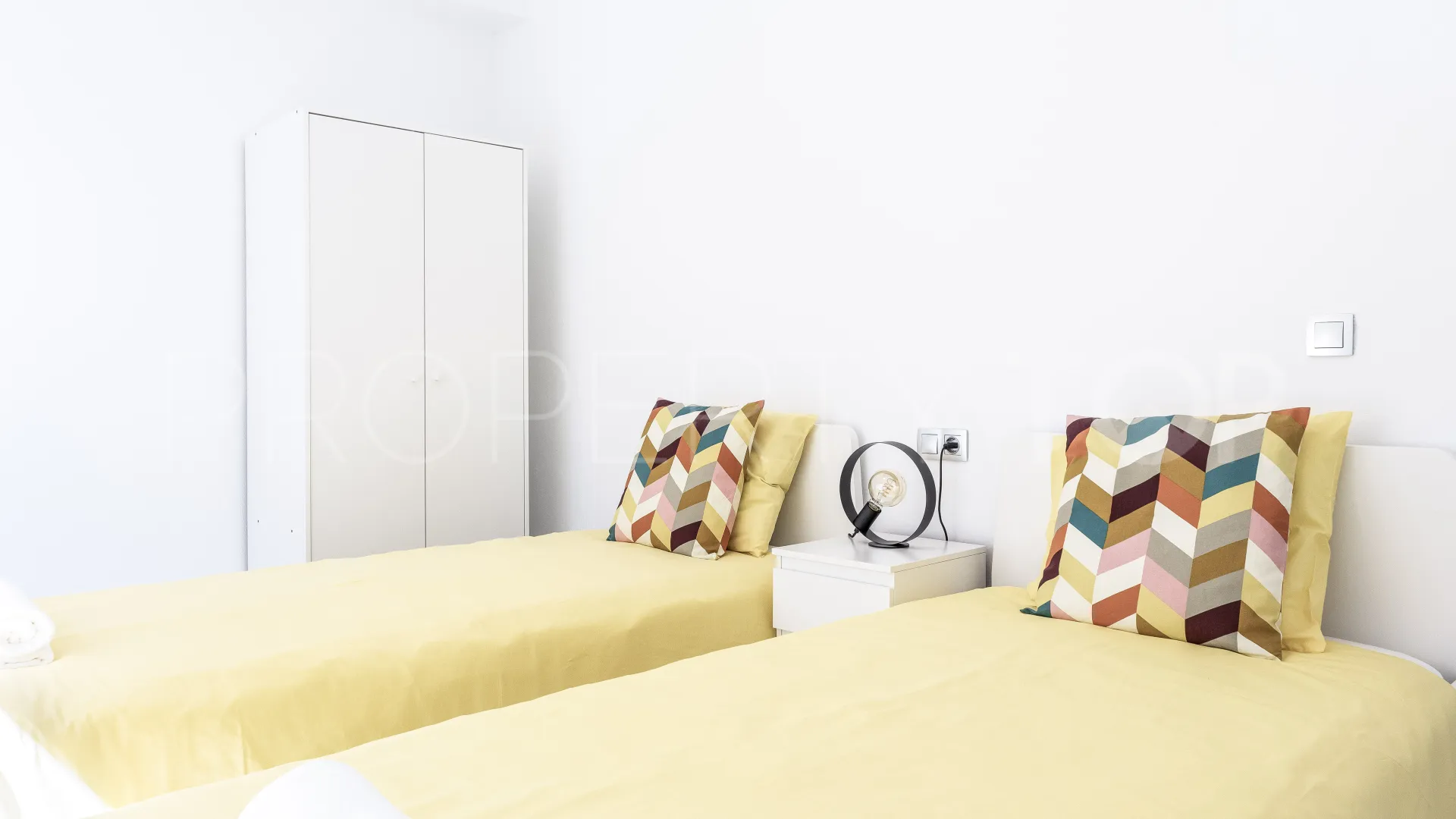 Apartamento en venta de 2 dormitorios en Sotogrande