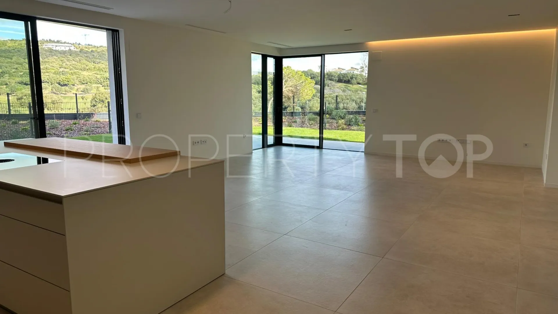 Sotogrande, apartamento planta baja en venta