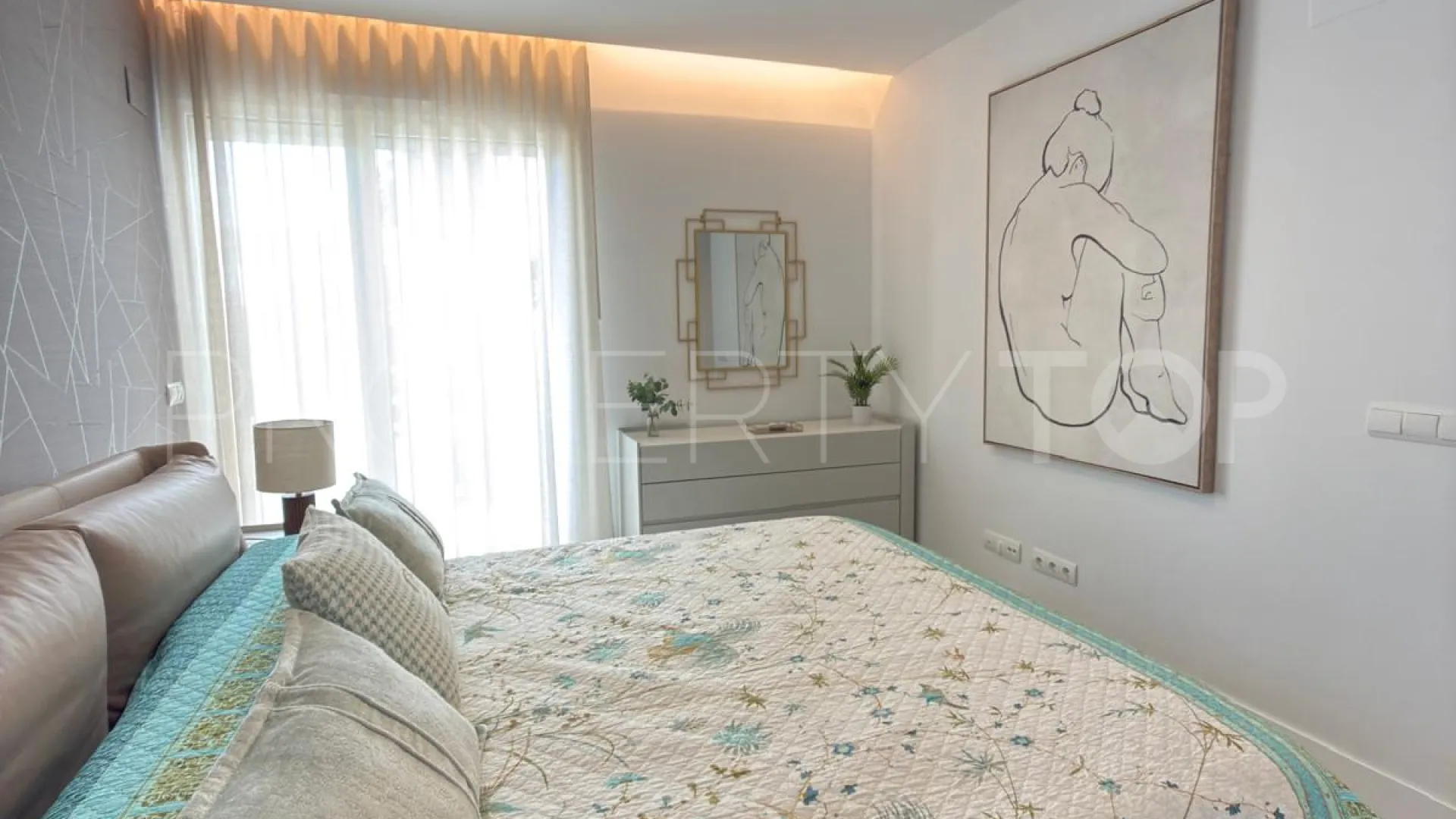 Apartamento planta baja con 3 dormitorios a la venta en Emerald Greens