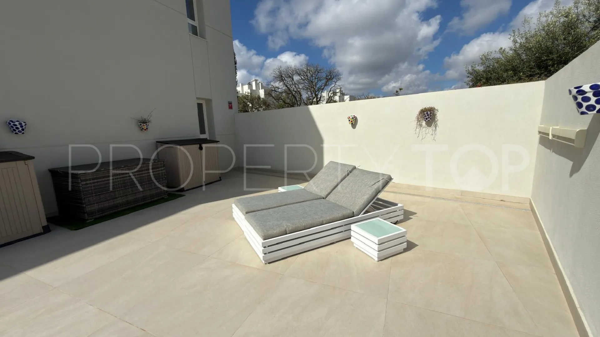 Apartamento planta baja con 3 dormitorios a la venta en Emerald Greens