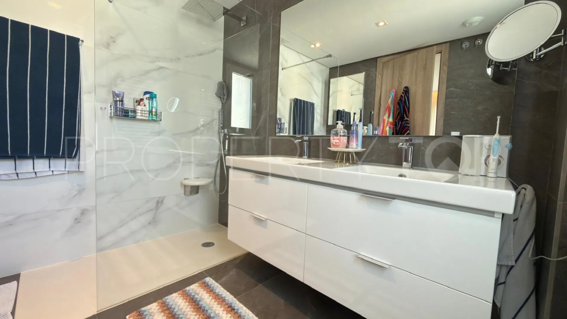 Apartamento planta baja con 3 dormitorios a la venta en Emerald Greens