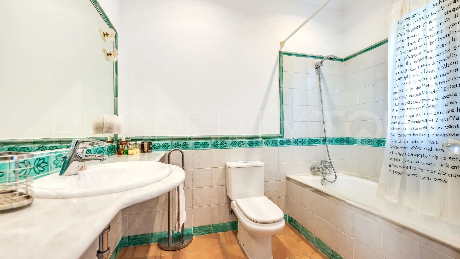 House for sale in Sotogrande with 6 bedrooms