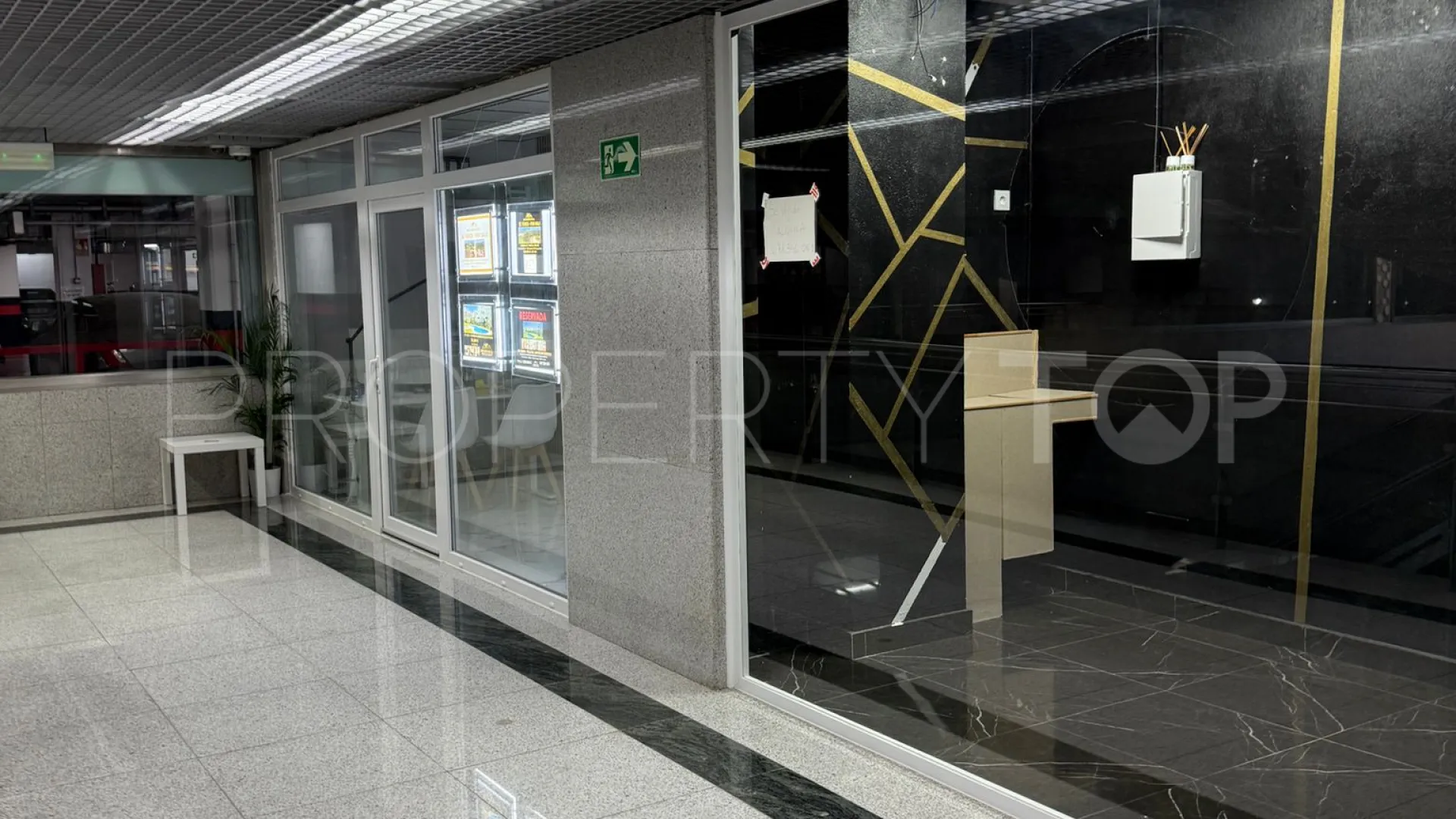 Commercial premises for sale in Sotogrande
