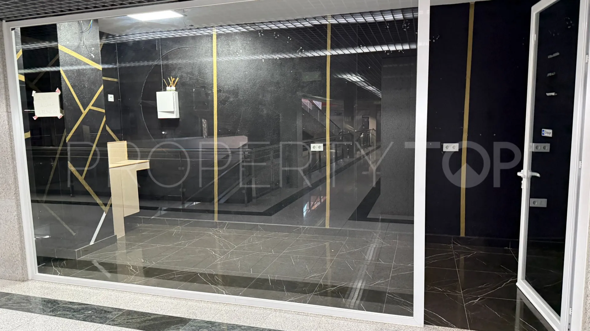 Commercial premises for sale in Sotogrande