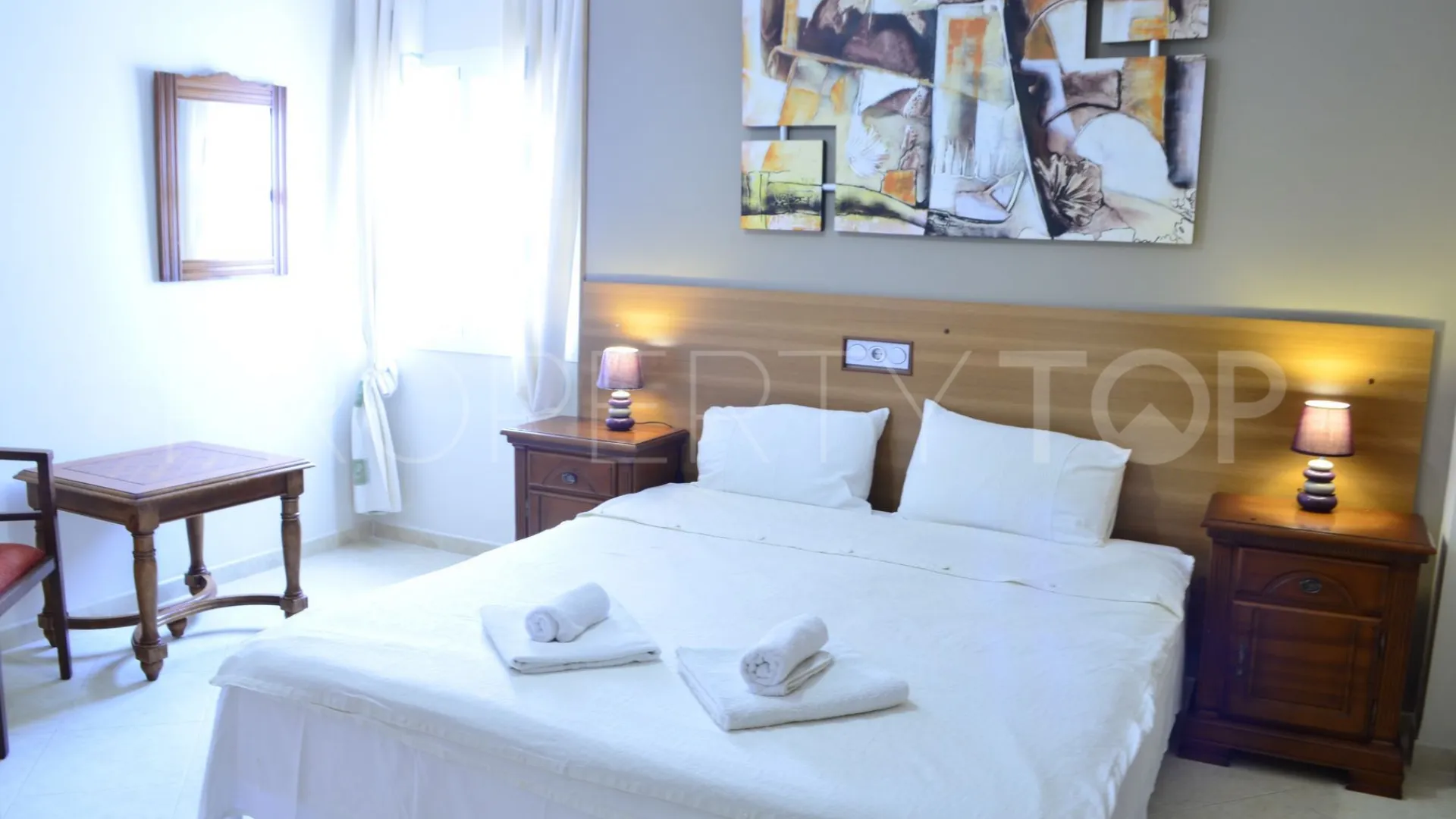 Se vende hotel en Pueblo Nuevo de Guadiaro