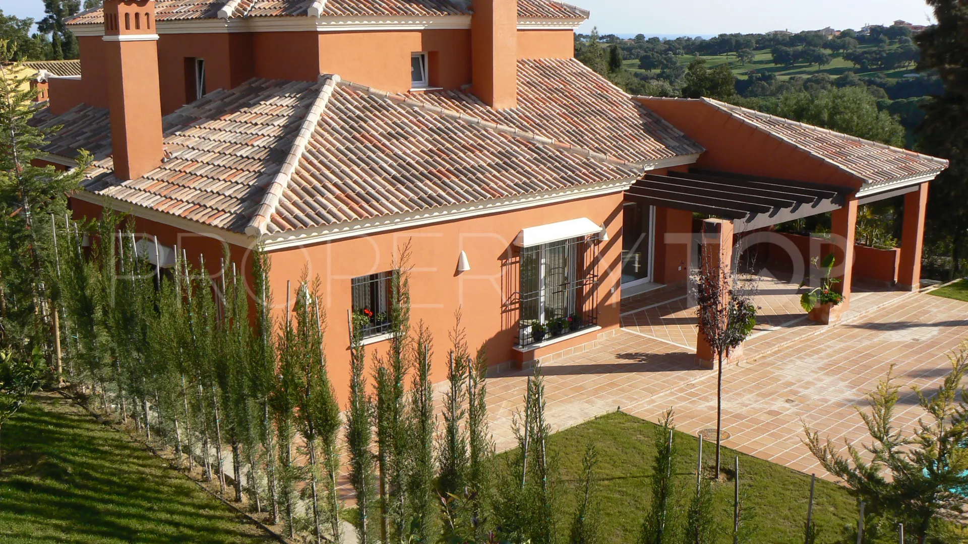Comprar villa con 4 dormitorios en Sotogrande Alto