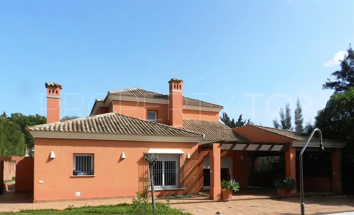 Comprar villa con 4 dormitorios en Sotogrande Alto