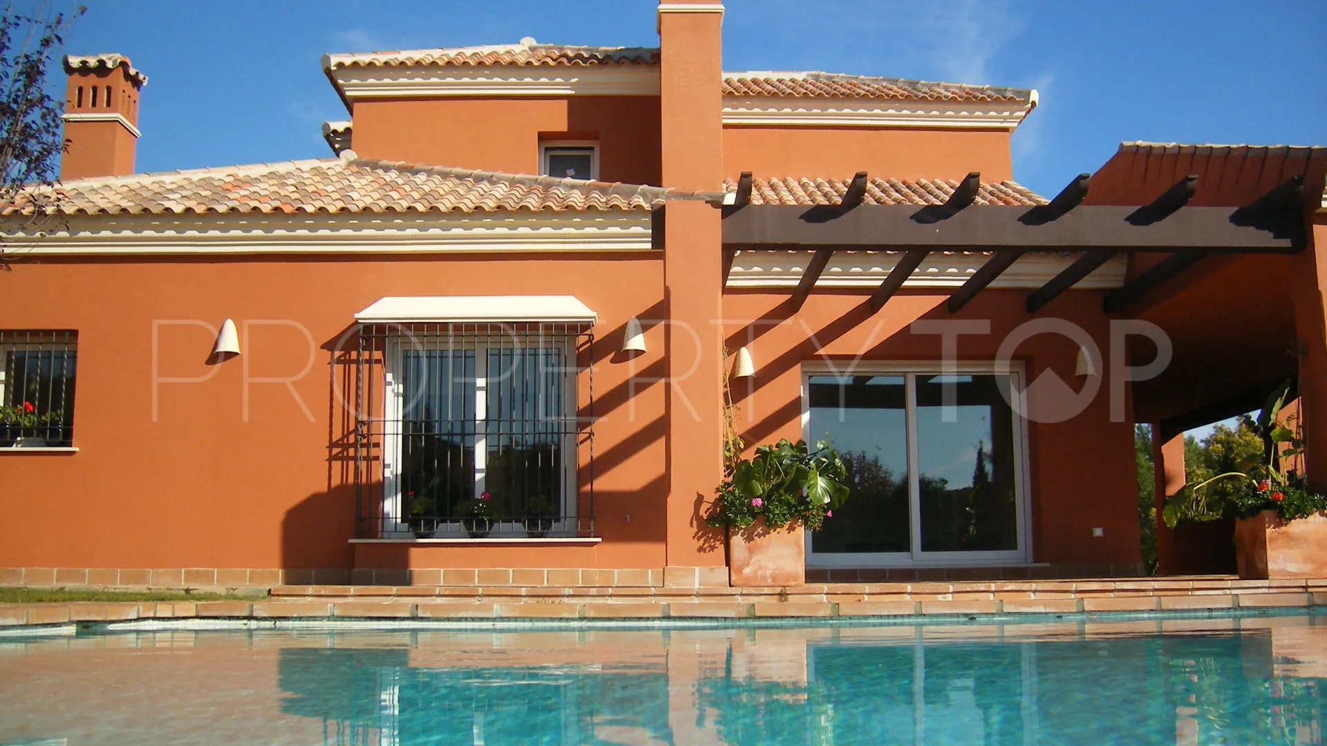Comprar villa con 4 dormitorios en Sotogrande Alto