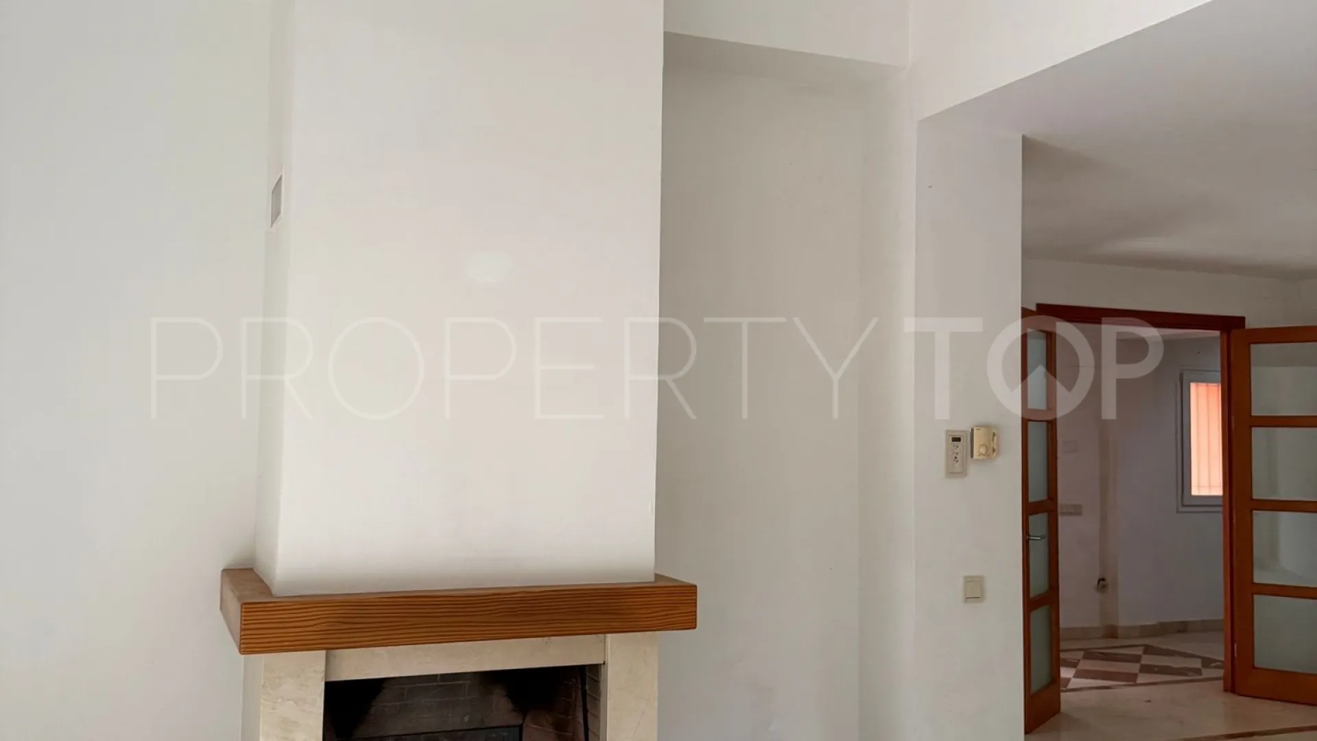 Comprar villa con 4 dormitorios en Sotogrande Alto