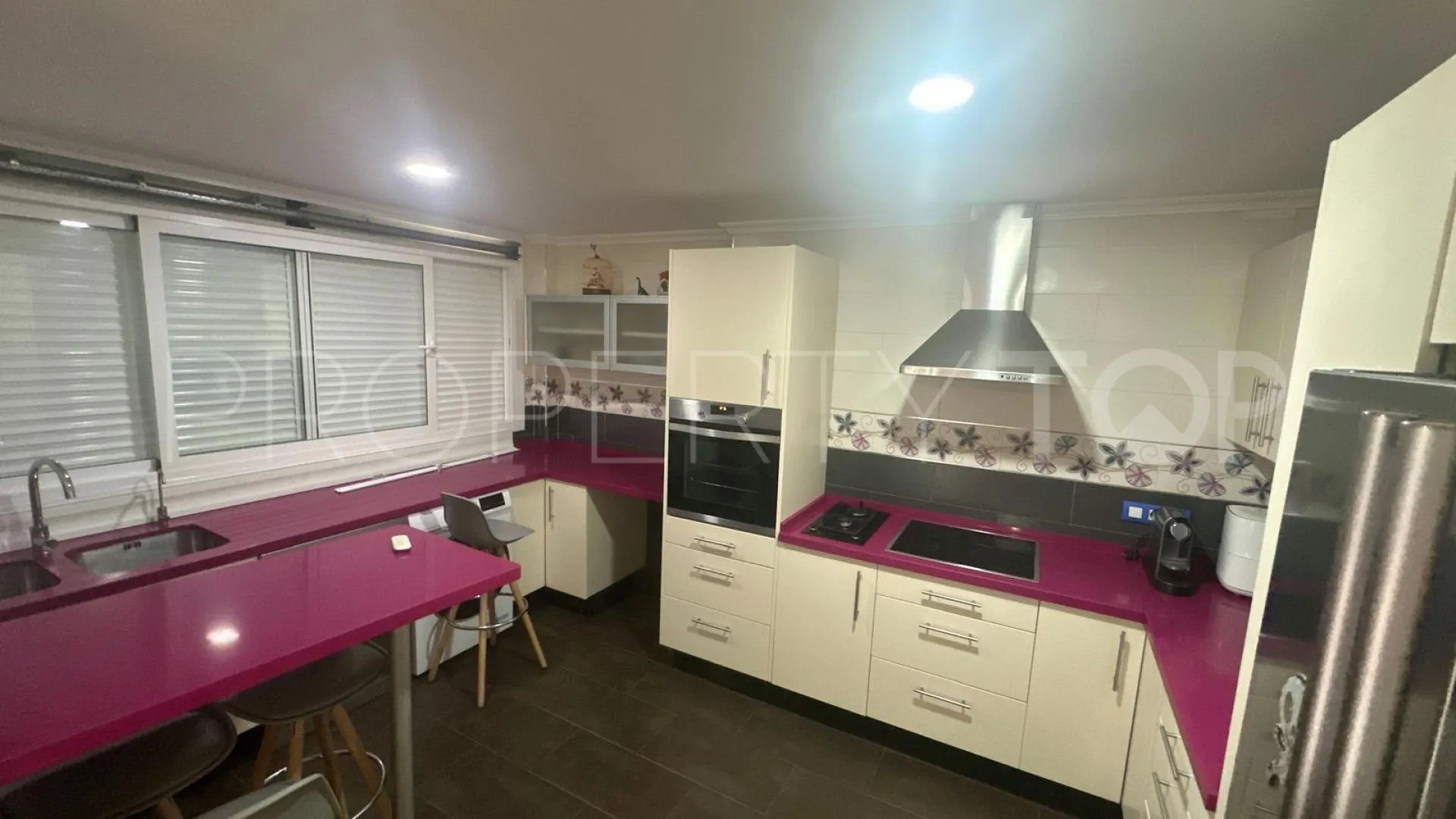 Town house for sale in Los Barrios
