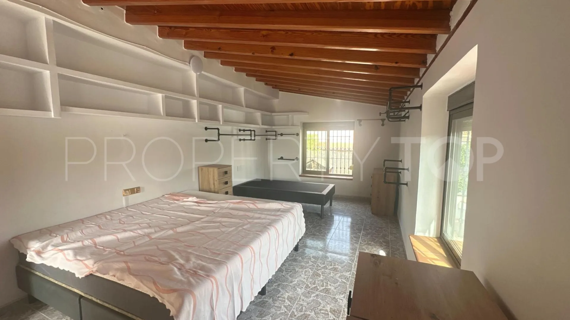 Town house for sale in Los Barrios