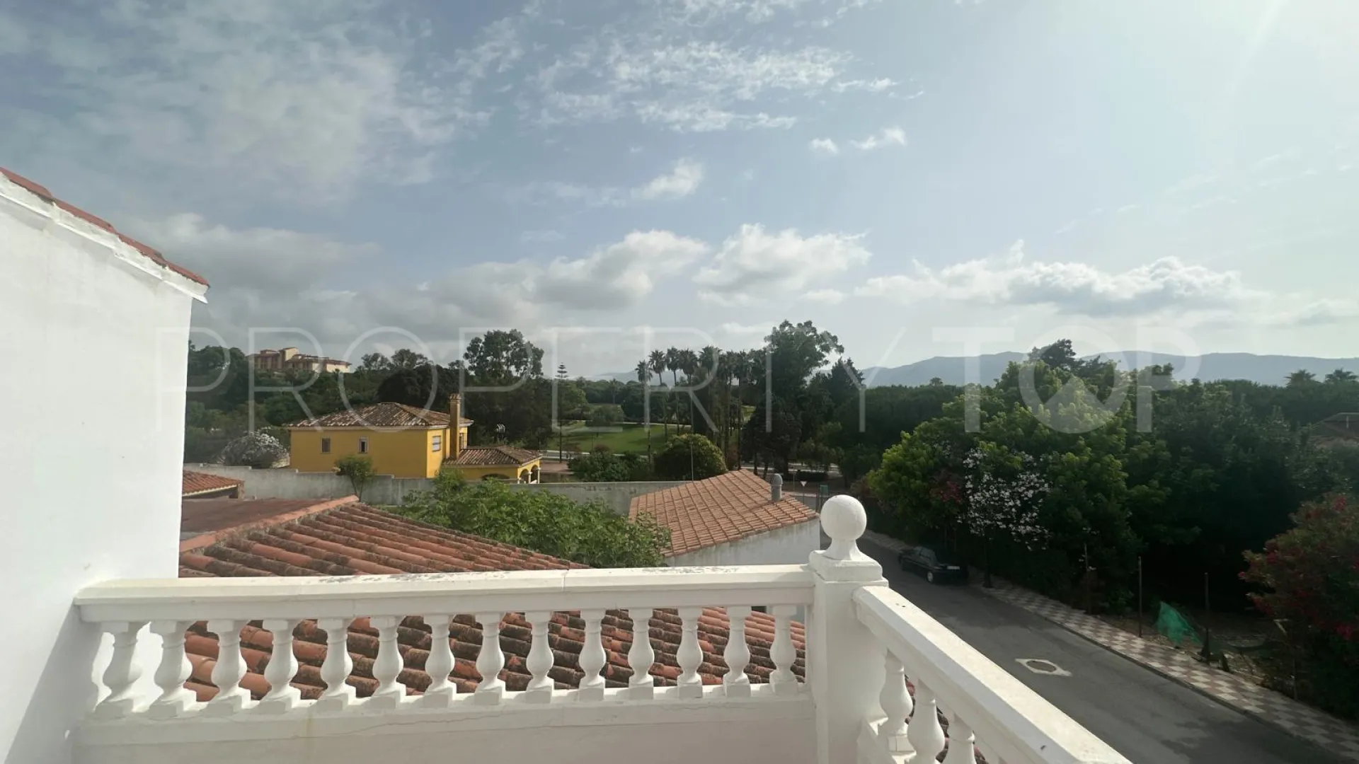 Town house for sale in Los Barrios