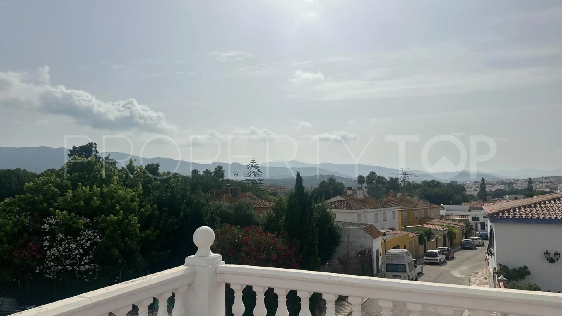 Town house for sale in Los Barrios