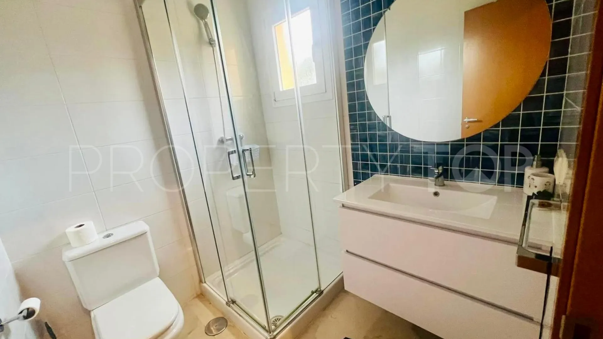 For sale town house in Pueblo Nuevo de Guadiaro